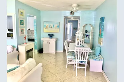 107 Sheffield E, West Palm Beach, FL 33417 - Photo 4