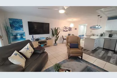201 Kent L, West Palm Beach, FL 33417 - Photo 2