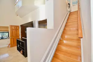 283 NE Sagamore Terrace, Port Saint Lucie, FL 34983 - Photo 18