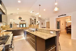 283 NE Sagamore Terrace, Port Saint Lucie, FL 34983 - Photo 6