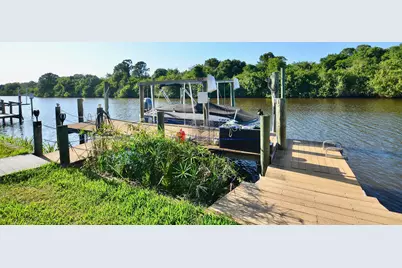 283 NE Sagamore Terrace, Port Saint Lucie, FL 34983 - Photo 52