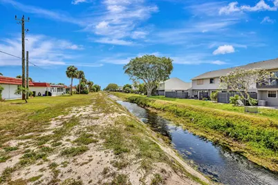 5800 Fernley Drive W #45, West Palm Beach, FL 33415 - Photo 32