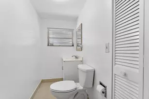 215 NW 3rd St, Boynton Beach, FL 33435 - Photo 6