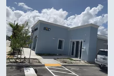 127 E Boynton Beach Boulevard, Boynton Beach, FL  - Photo 2