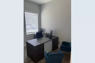 127 E Boynton Beach Boulevard, Boynton Beach, FL  - Photo 4