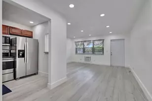 110 Dorchester E, West Palm Beach, FL 33417 - Photo 6