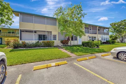 110 Dorchester E, West Palm Beach, FL 33417 - Photo 18