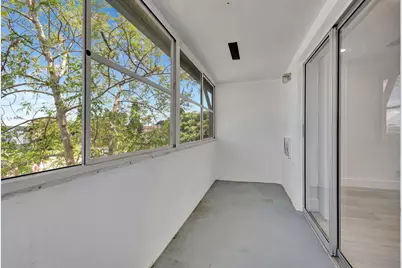 110 Dorchester E, West Palm Beach, FL 33417 - Photo 14