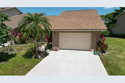 11909 Donlin Drive, Wellington, FL 33414 - Photo 4