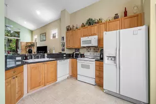7672 Jasmine Ct, West Palm Beach, FL 33412 - Photo 6