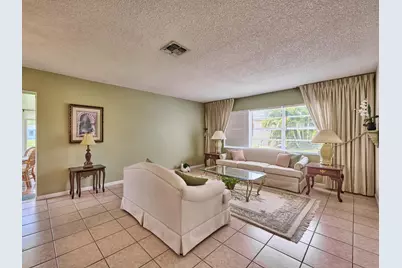 7261 Pine Forest Circle, Lake Worth, FL 33467 - Photo 10