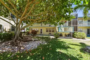 111 Dorchester E, West Palm Beach, FL 33417 - Photo 18