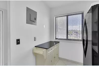 4290 Deste Court #301, Lake Worth, FL 33467 - Photo 4