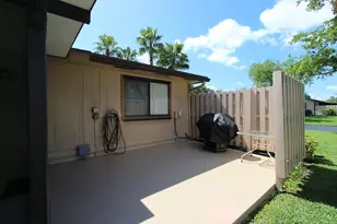 61 Mayfair Ln, Boynton Beach, FL 33426 - Photo 12