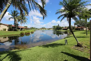 61 Mayfair Ln, Boynton Beach, FL 33426 - Photo 2