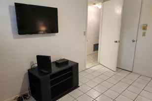 330 NE 26th Ave, Boynton Beach, FL 33435 - Photo 16