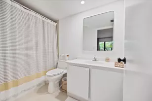 13307 Polo Club Rd, Wellington, FL 33414 - Photo 20