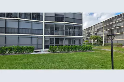 740 E Ocean Avenue #109, Boynton Beach, FL 33435 - Photo 4
