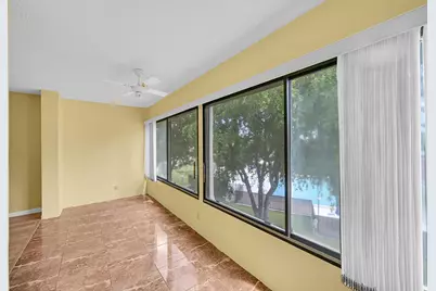 3154 Via Poinciana #306, Lake Worth, FL 33467 - Photo 12