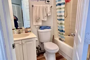 2010 Freeport Ln, Riviera Beach, FL 33404 - Photo 6