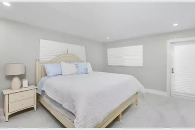 2500 NE 23rd Street, Pompano Beach, FL 33062 - Photo 14