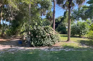 203 E Easy St, Fort Pierce, FL 34982 - Photo 16
