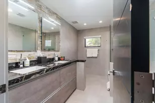 1425 Middle River Dr, Fort Lauderdale, FL 33304 - Photo 46