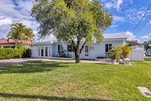 348 SE 18th Ave, Deerfield Beach, FL 33441 - Photo 2