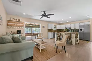 15739 N 75th Way N, Palm Beach Gardens, FL 33418 - Photo 6