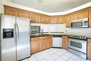 9 VÃ­a De Casas Sur, Boynton Beach, FL 33426 - Photo 4