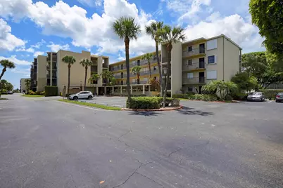 890 N Federal Highway #206, Lantana, FL 33462 - Photo 2