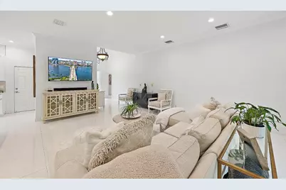 10680 Grande Boulevard, West Palm Beach, FL 33412 - Photo 8