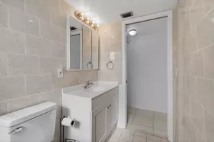 1036 Hythe B, Boca Raton, FL 33434 - Photo 22