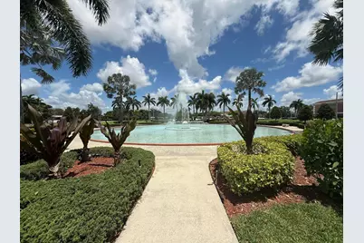 1036 Hythe B #B, Boca Raton, FL 33434 - Photo 32