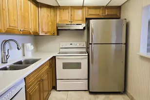 300 Village Green Cir S, Palm Springs, FL 33461 - Photo 4