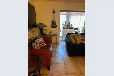 2687 N Garden Drive #204, Lake Worth, FL 33461 - Photo 2
