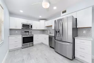 800 Cypress Grove Dr, Pompano Beach, FL 33069 - Photo 12