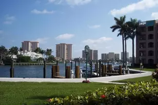 100 SE 5th Ph17 Ave SE, Boca Raton, FL 33432 - Photo 2