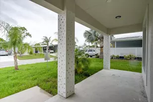 73 Las Casitas Ct, Fort Pierce, FL 34951 - Photo 4