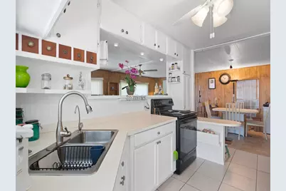 2 Galicia Lane, Port Saint Lucie, FL 34952 - Photo 2