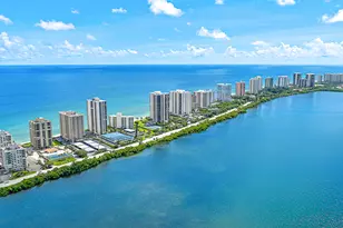 5420 N Ocean Dr, Singer Island, FL 33404 - Photo 32