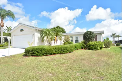 7809 Horned Lark Circle, Port Saint Lucie, FL 34952 - Photo 2