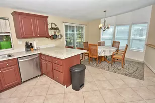 7809 Horned Lark Cir, Port Saint Lucie, FL 34952 - Photo 8