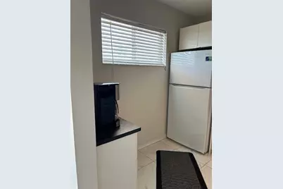 2728 N Garden Drive #313, Lake Worth, FL 33461 - Photo 4