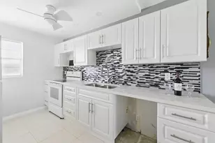 2951 NW 46th Ave, Lauderdale Lakes, FL 33313 - Photo 2