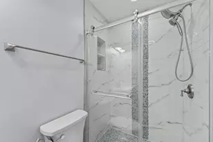 234 Capri E, Delray Beach, FL 33484 - Photo 18