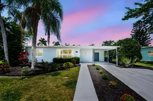 3056 SE Morningside Blvd, Port Saint Lucie, FL 34952 - Photo 2