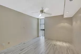 1010 S Ocean Blvd, Pompano Beach, FL 33062 - Photo 10