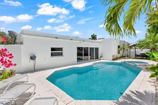 2611 NE 49th St, Lighthouse Point, FL 33064 - Photo 36