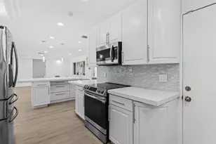 2611 NE 49th St, Lighthouse Point, FL 33064 - Photo 14